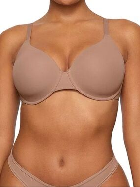 NWT SKIMS Fits Everybody T Shirt Bra 36C color Sienna